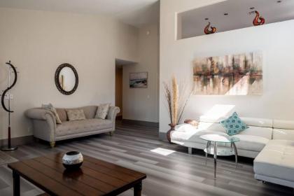 1900 Sqft House 5beds3bath Wheated Poolspabbq - image 12