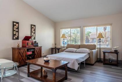 1900 Sqft House 5beds3bath Wheated Poolspabbq - image 17