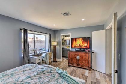 Las Vegas Oasis with Private Hot Tub and Pool! - image 14