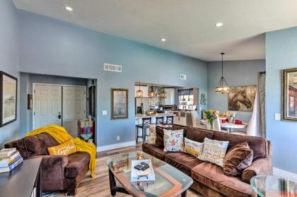 Las Vegas Oasis with Private Hot Tub and Pool! - image 5