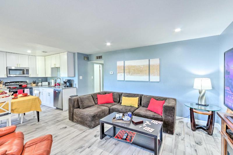 Las Vegas House Located about 7 Mi From the Strip! - main image