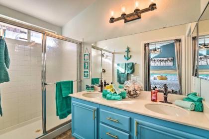 Las Vegas Retreat with Pool about 6 Mi to Strip! - image 15
