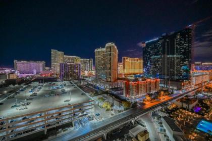 MGM Signature Towers Balcony Suite Strip View - NO RESORT FEES! - image 11