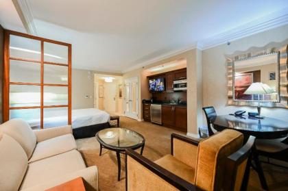 MGM Signature Towers Balcony Suite Strip View - NO RESORT FEES! - image 3