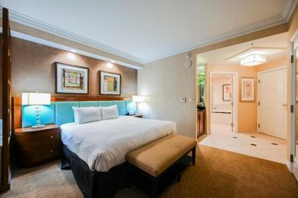 MGM Signature Towers Balcony Suite Strip View - NO RESORT FEES! - image 4