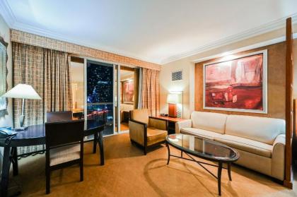 MGM Signature Towers Balcony Suite Strip View - NO RESORT FEES! - image 5