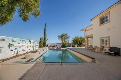 Luxury Vacation 4000 Sq Ft House Huge Pool / Spa minutes to the Strip Vegas View - image 18