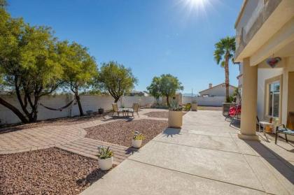 Luxury Vacation 4000 Sq Ft House Huge Pool / Spa minutes to the Strip Vegas View - image 6