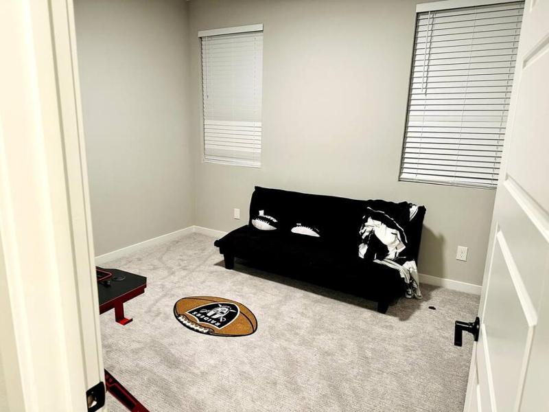 Ultimate Gaming & Streaming House - image 6