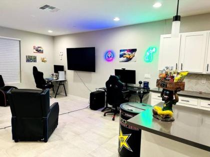 Ultimate Gaming & Streaming House - image 7