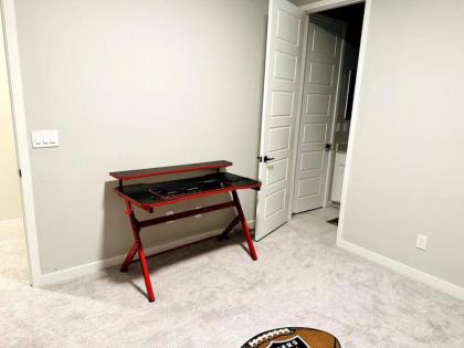 Ultimate Gaming & Streaming House - image 8