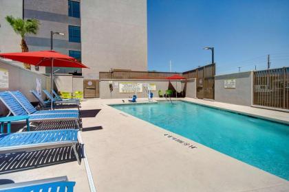 Home2 Suites By Hilton Las Vegas North - image 14