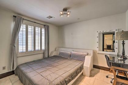 Las Vegas Home with Pool 9 Mi to Strip! - image 26