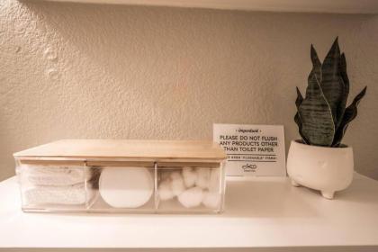 Townhome in Las Vegas - image 20