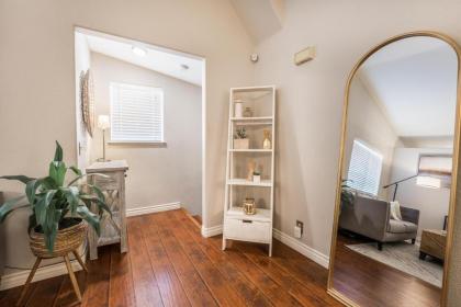 Townhome in Las Vegas - image 8