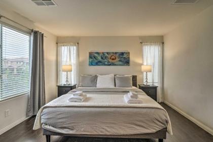 Charming Las Vegas Home by Golf Courses and Casinos! - image 16