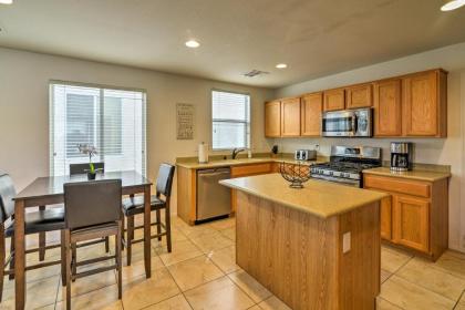 Charming Las Vegas Home by Golf Courses and Casinos! - image 7