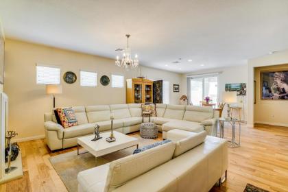 Dog-Friendly Las Vegas Home Rental with Private Yard - image 4