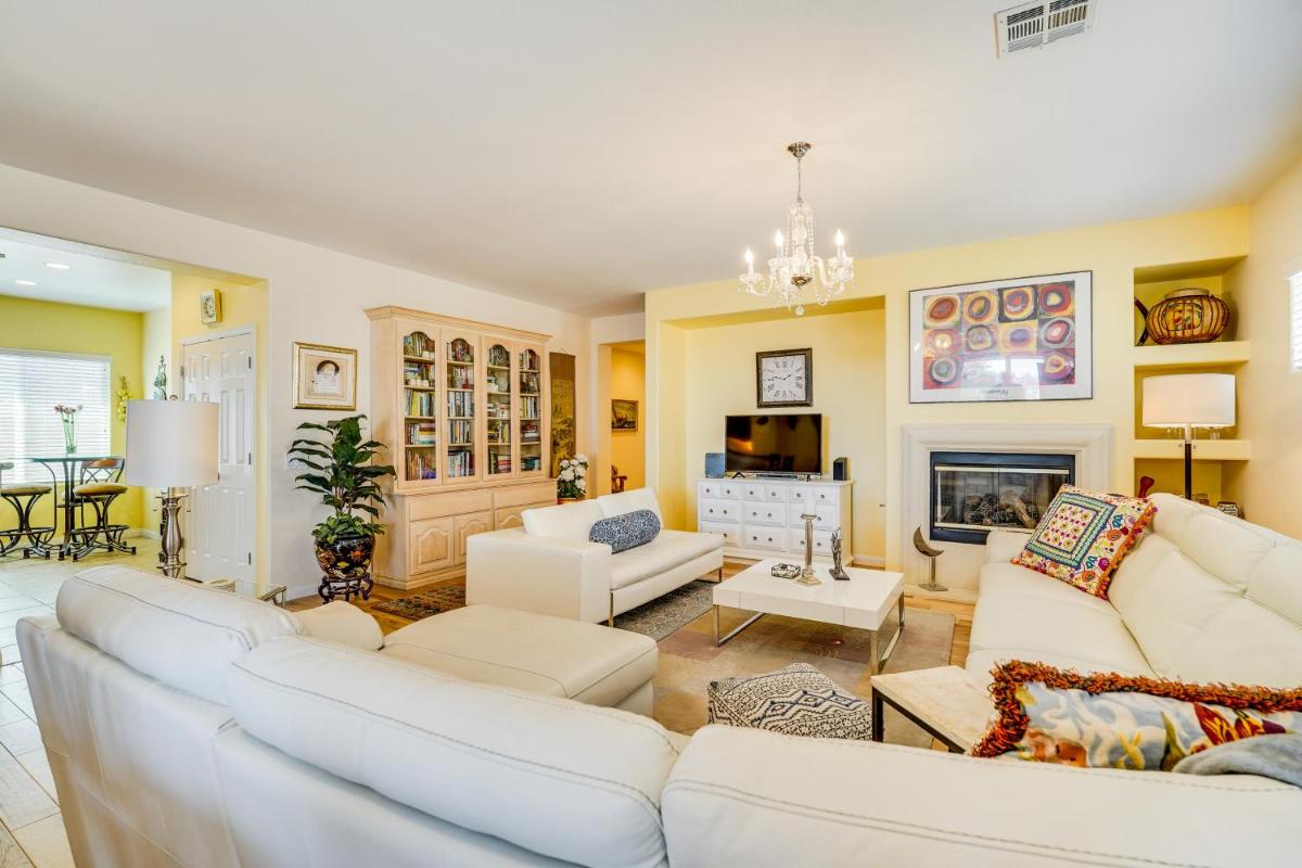Dog-Friendly Las Vegas Home Rental with Private Yard - image 7