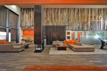 Luxury Apartment Oasis Extended Stays - image 4
