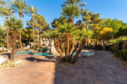 Stylish Cozy 2BR2BA Condo near Rio Vegas Luxury - image 20