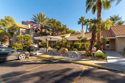 Stylish Cozy 2BR2BA Condo near Rio Vegas Luxury - image 25