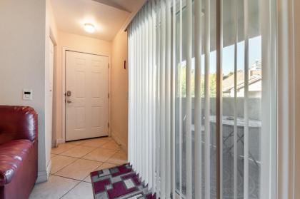 Stylish Cozy 2BR2BA Condo near Rio Vegas Luxury - image 5