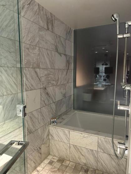 Amazing Luxury Suite 25th floor - image 17