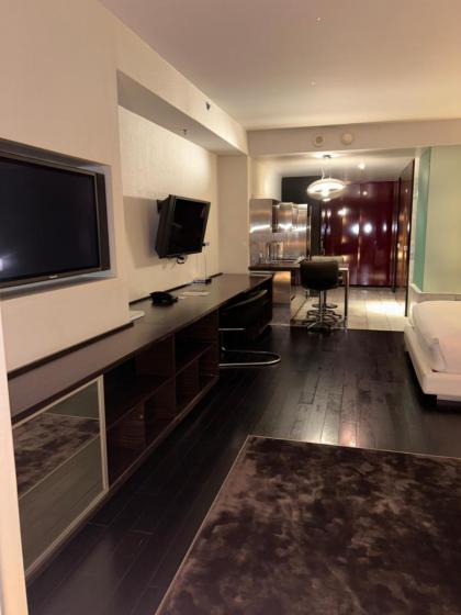 Amazing Luxury Suite 25th floor - image 9