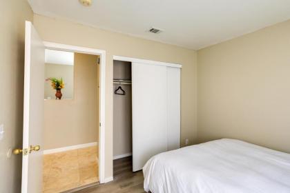Pet-Friendly Las Vegas Home - 11 Mi to Strip - image 16
