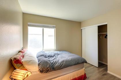 Pet-Friendly Las Vegas Home - 11 Mi to Strip - image 18