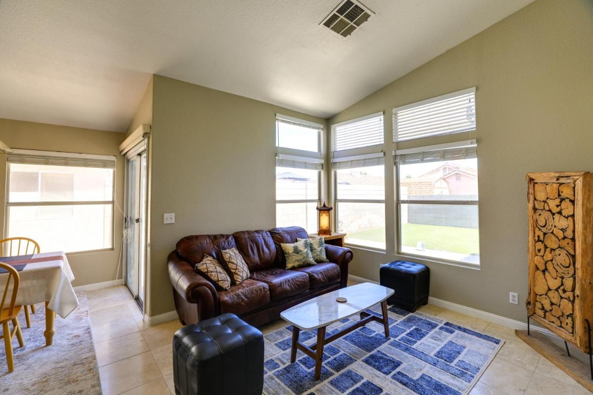Pet-Friendly Las Vegas Home - 11 Mi to Strip - image 4