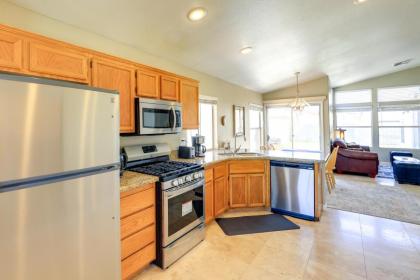 Pet-Friendly Las Vegas Home - 11 Mi to Strip - image 8