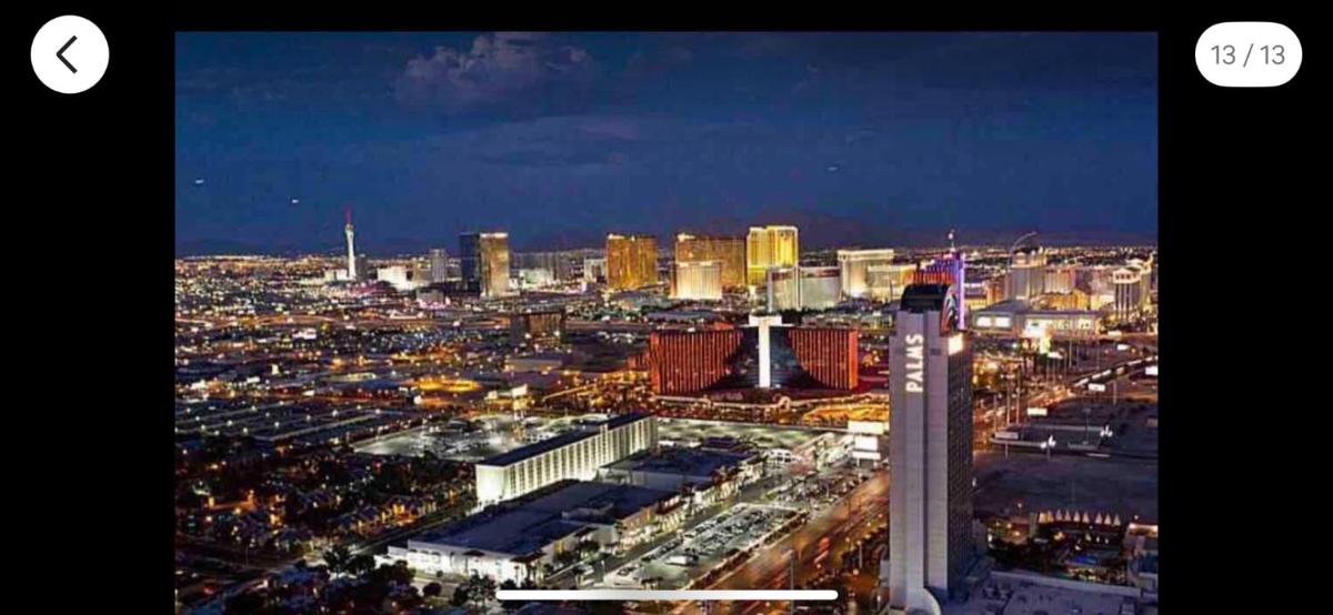 Amazing view 18th floor at Palms place Las Vegas - image 2