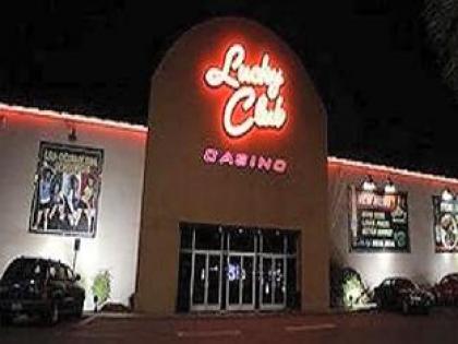 Lucky Club Casino And Hotel - image 10