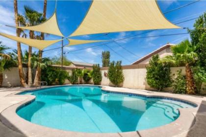 Vegas Oasis
