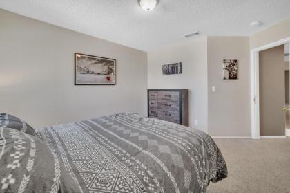 Las Vegas Oasis with Sparkling Pool home - image 26