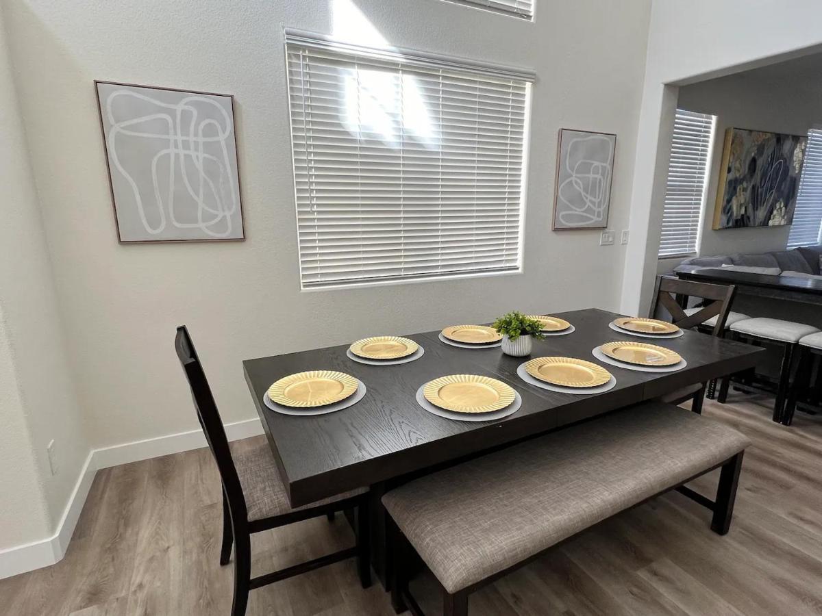 Welcome to Your Las Vegas Dream! Perfect Retreat! - image 3