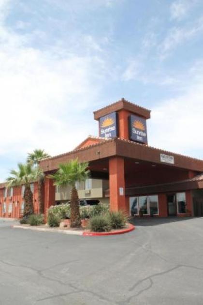 COMFORT INN NORTH - image 15