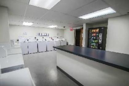 COMFORT INN NORTH - image 5