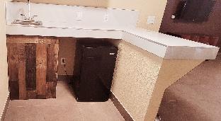 Perfect Inn Motel - image 2