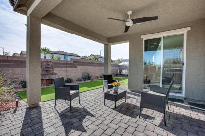 Las Vegas Vacation Rental Private Patio and Yard - image 24