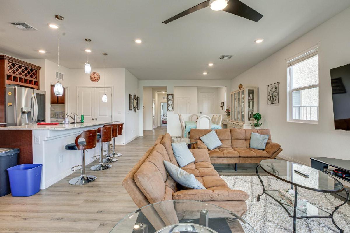Las Vegas Vacation Rental Private Patio and Yard - image 6