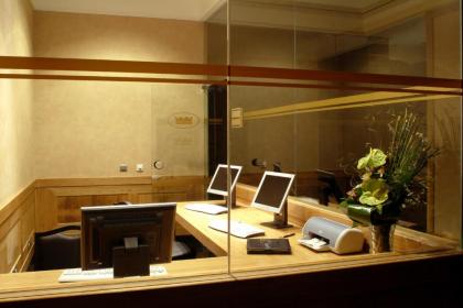 Hotel Real Palacio - image 11