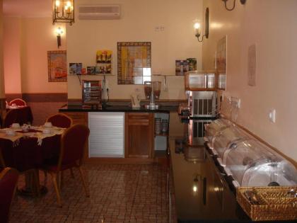 Grande Pensao Residencial Alcobia - image 10