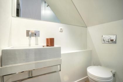 BmyGuest - Castelo Charming Flat - image 14