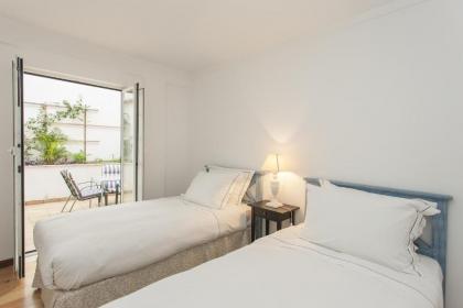 Bairrus Lisbon Apartments - Alfama II - image 6