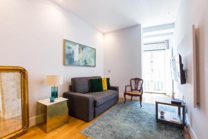 Your Home in Palácio do Bairro Alto - image 1