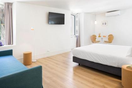 Ascensor da Bica - Lisbon Serviced Apartments - image 19
