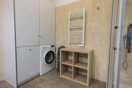 LovelyStay - Comfortable apartment with river views - image 16